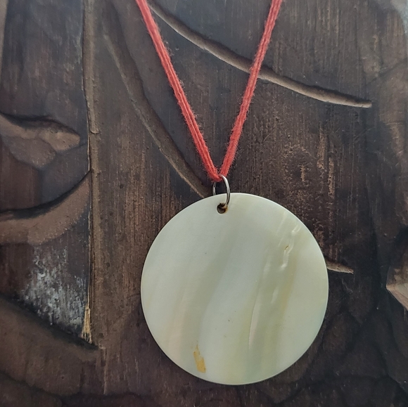 Seashell Pendant - Picture 2 of 4